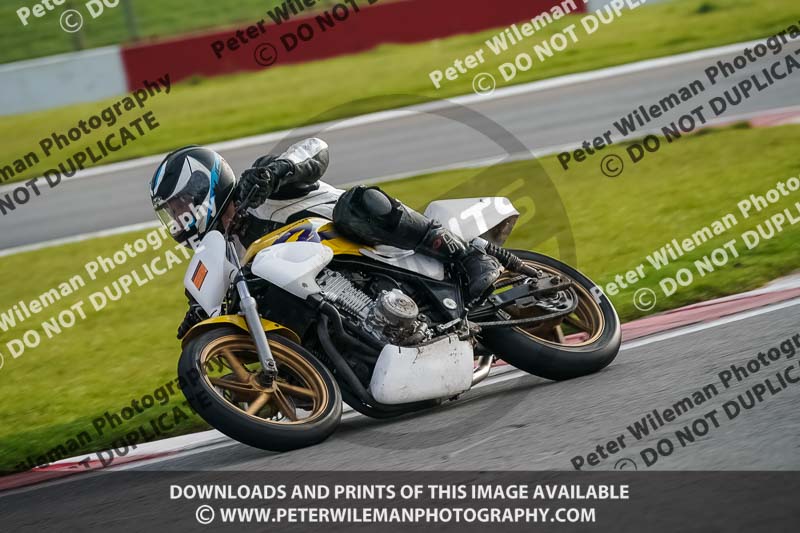 donington no limits trackday;donington park photographs;donington trackday photographs;no limits trackdays;peter wileman photography;trackday digital images;trackday photos